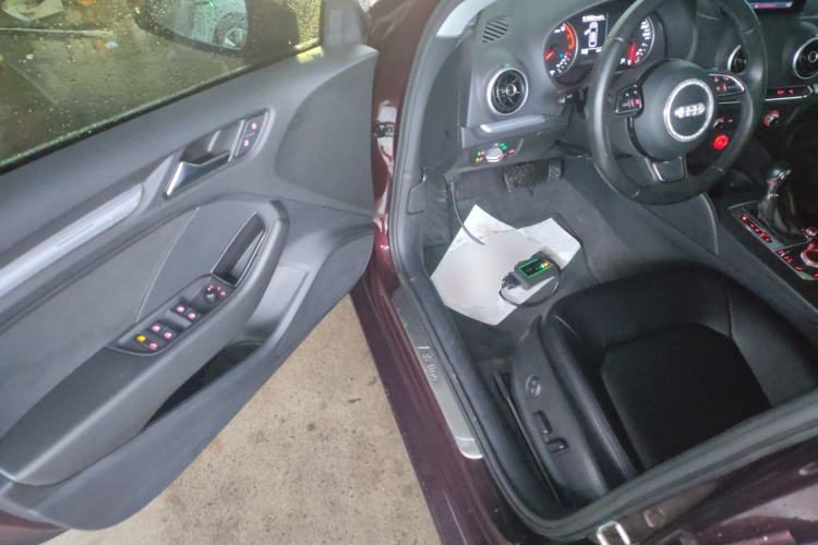 Used Audi A3 2015 Limousine 35 TFSI Millionth Anniversary Intelligent Leading Model
