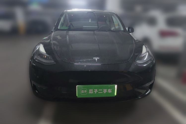 Used Tesla Model Y 2022 Long-Range All-Wheel-Drive Version

