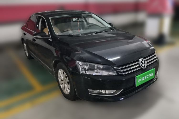 Used Volkswagen Passat 2015 1.4TSI DSG Prestige Edition Front Right 45 Deg