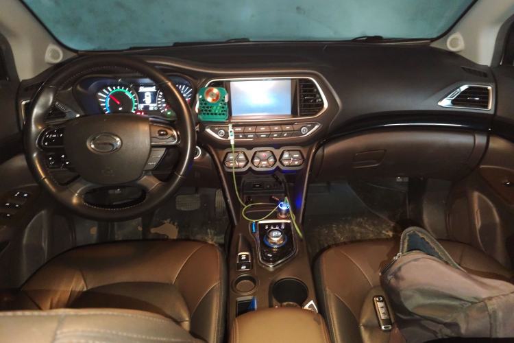 Used GAC Trumpchi GS4 New Energy 2017 1.5L PHEV Deluxe Edition Center Console