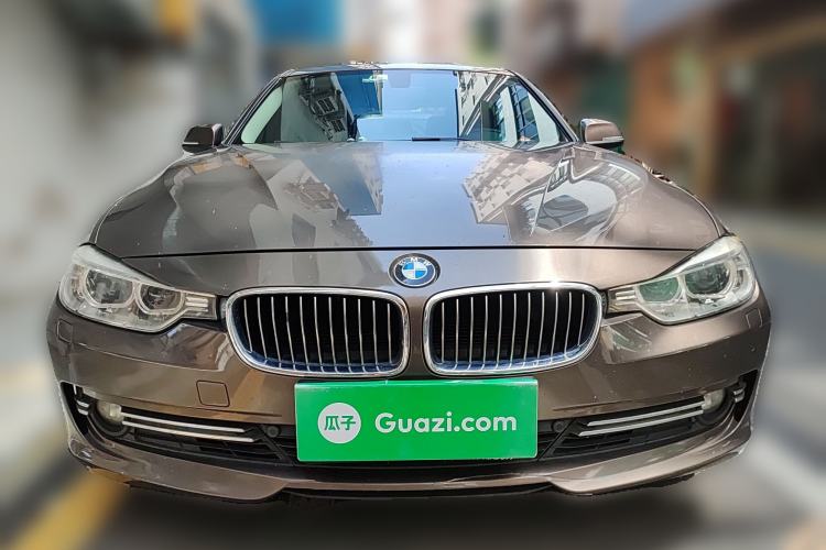 Used BMW 3 Series 2013 Facelifted 320Li Luxury Design Package
