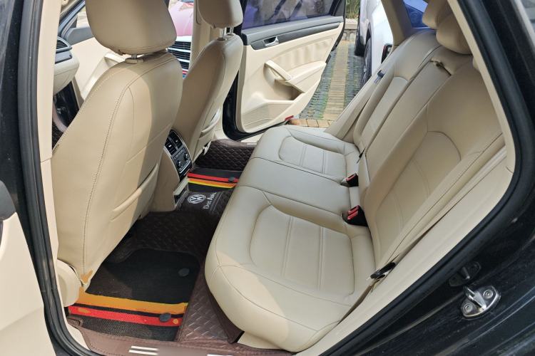 Used Volkswagen Passat 2014 1.8TSI DSG Prestige Edition
