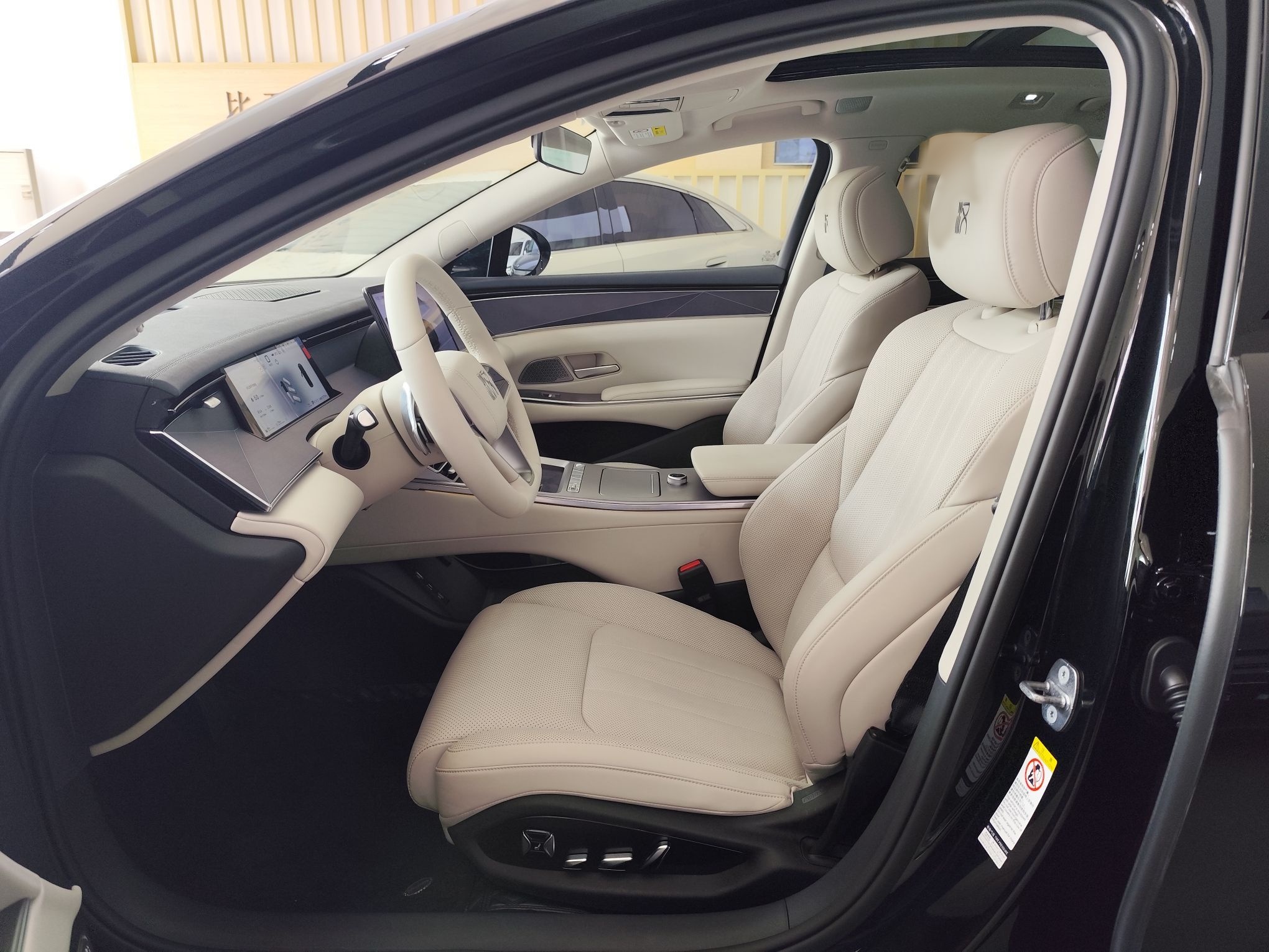 BYD Han L 2025 DM-i 200km LiDAR Flagship Model — снимка 10