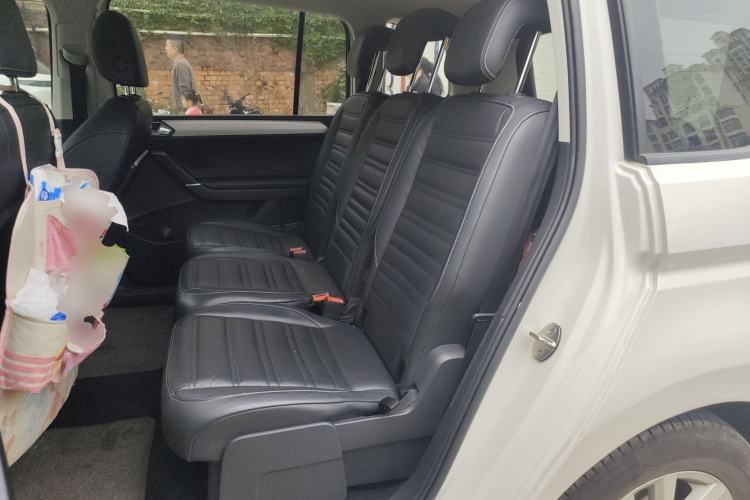 Used Volkswagen Touran 2016 Volkswagen Touran L 280TSI DSG Comfort Edition Left Rear Seat