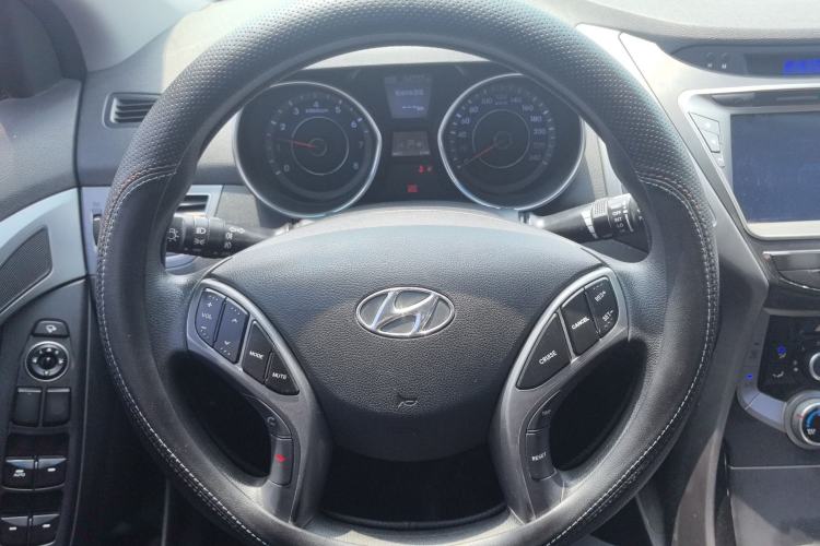 Used Hyundai Elantra (5th Generation / Langdong) 2015 1.6L Automatic Leading Model