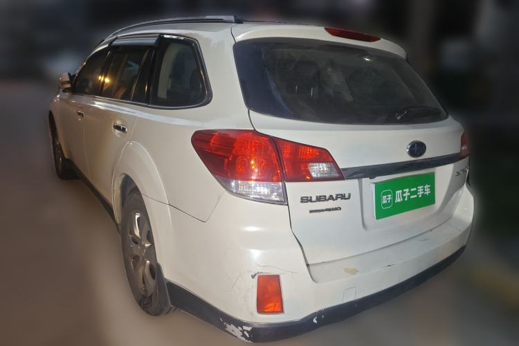 Used Subaru Outback 2011 2.5i Luxury Navigation Edition Rear Left 45 Deg