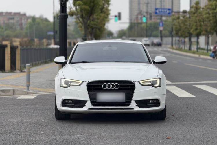 Used Audi A5 2014 Coupe 45 TFSI Exterior 4