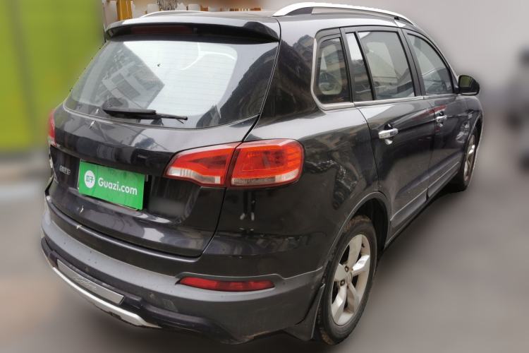 Used Zotye Domy X5 2015 1.5T CVT ZhiXian Model China IV Standard
