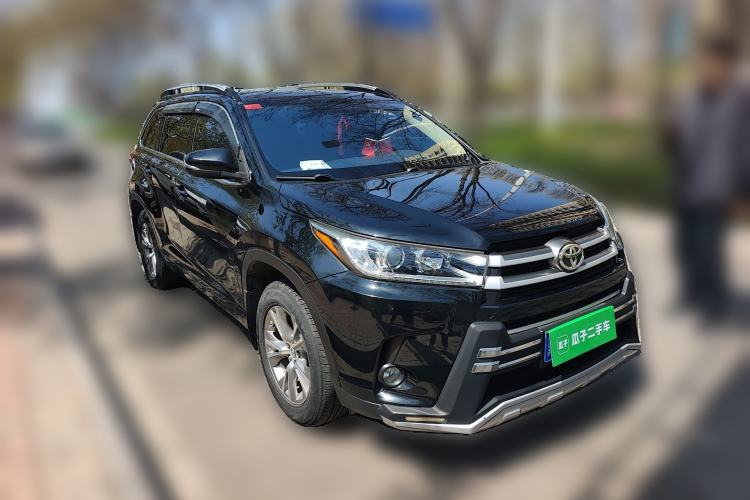 Used Toyota Highlander 2018 2.0T Four-Wheel Drive Elite Edition 7 Seats China VI Standard Front Right 45 Deg
