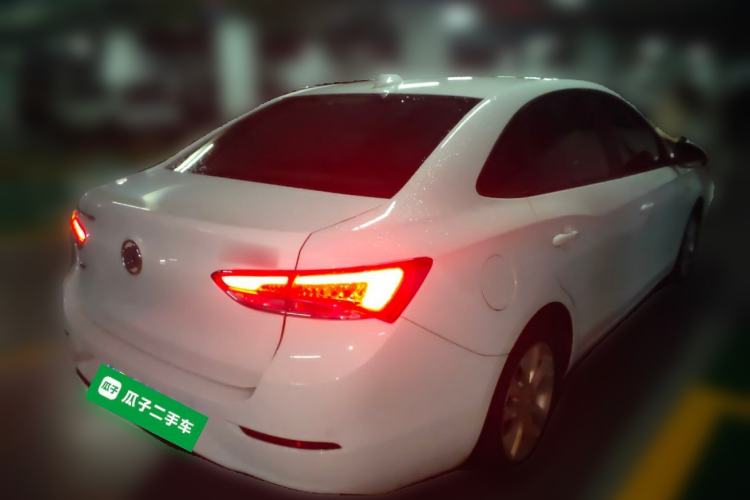 Used Buick GT 2018 15T Dual-Clutch Elite Model China V Standard Rear Right 45 Deg