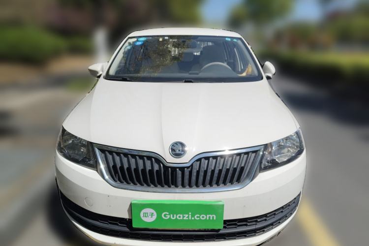 Used Skoda Rapid Spaceback 2016 Revised Version 1.6L Manual Front-Drive Edition