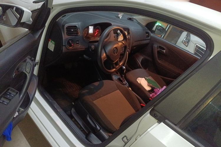 Used Volkswagen Polo 2016 1.4L Automatic Trendy Model
