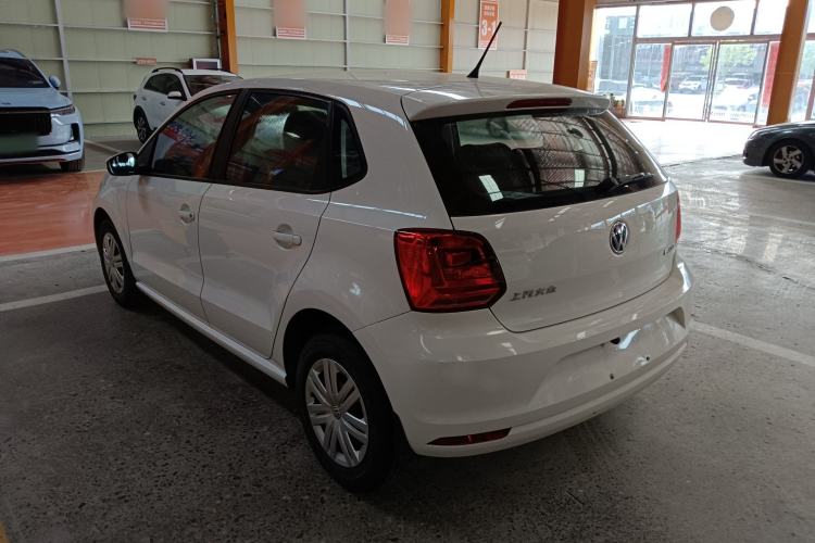 Used Volkswagen Polo 2016 1.4L Manual Fashion Model Rear Left 45 Deg