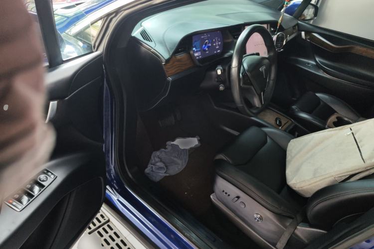 Used Tesla Model X 2019 Long-Range Version Driver Seat