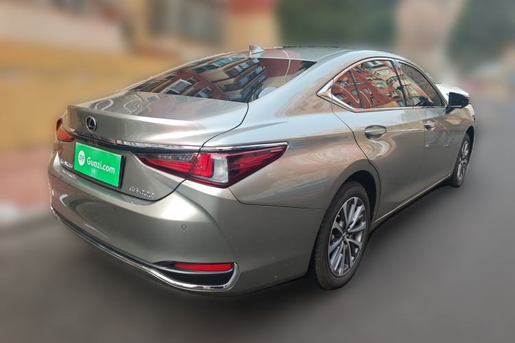 Used Lexus ES 2023 200 Excellence Edition