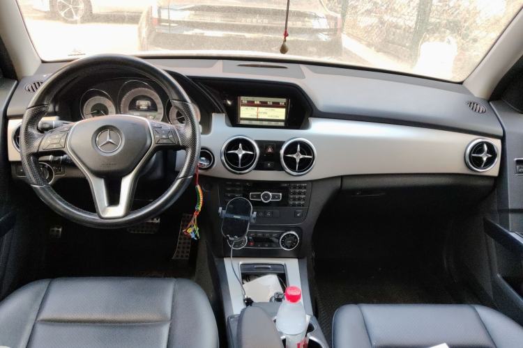 Used Mercedes-Benz GLK-Class 2013 GLK 300 4MATIC Dynamic Sunroof Model