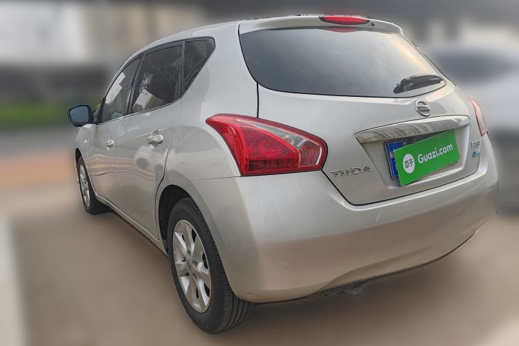 Used Nissan Tiida 2011 1.6L CVT Smart Version
