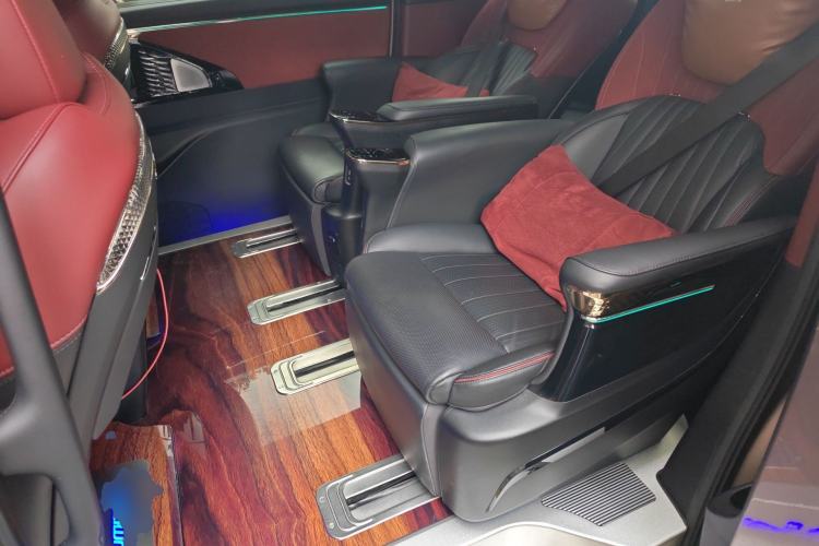 Used GAC Trumpchi M8 2023 Zongshi Series Dual-Motor Flagship Edition Left Rear Seat