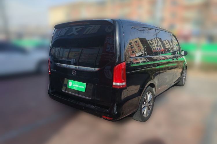 Used Mercedes-Benz V-Class 2021 V 260 Avantgarde Edition