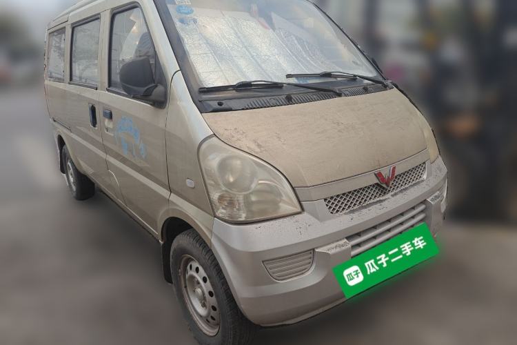 Used Wuling Rongguang 2011 1.2L Base Version
