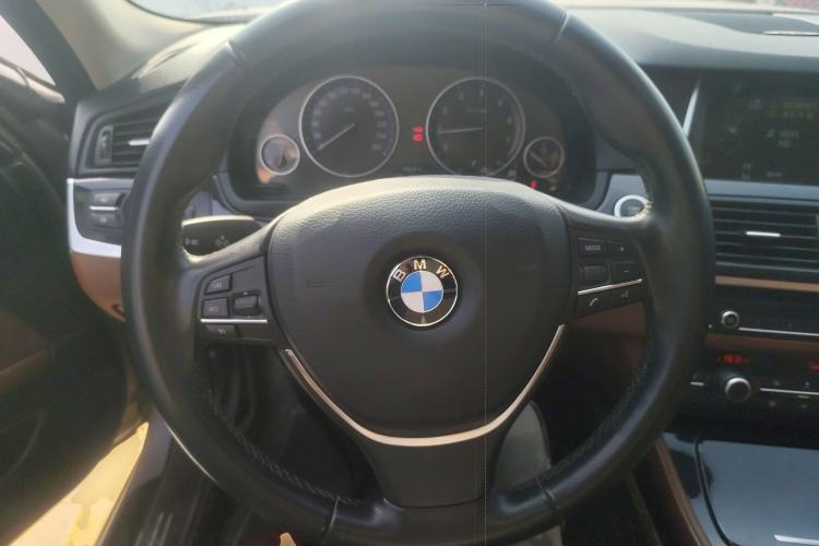 Used BMW 5 Series 2017 520Li Elegant Edition Steering Wheel