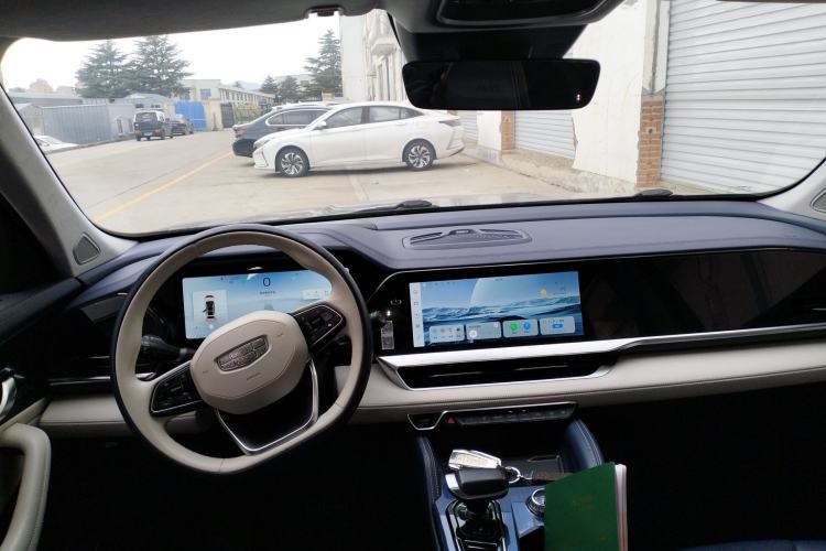 Used Geely Auto Monjaro L 2022 1.5T Leishen Hi·F Plug-in Hybrid Super Xun Center Console