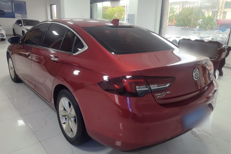 Used Buick Regal 2017 20T Luxury Model Rear Left 45 Deg