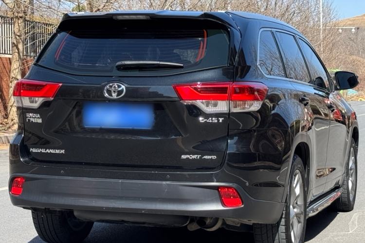 Used Toyota Highlander 2018 2.0T Four-Wheel Drive Luxury Edition 7 Seats China V Emission Standard