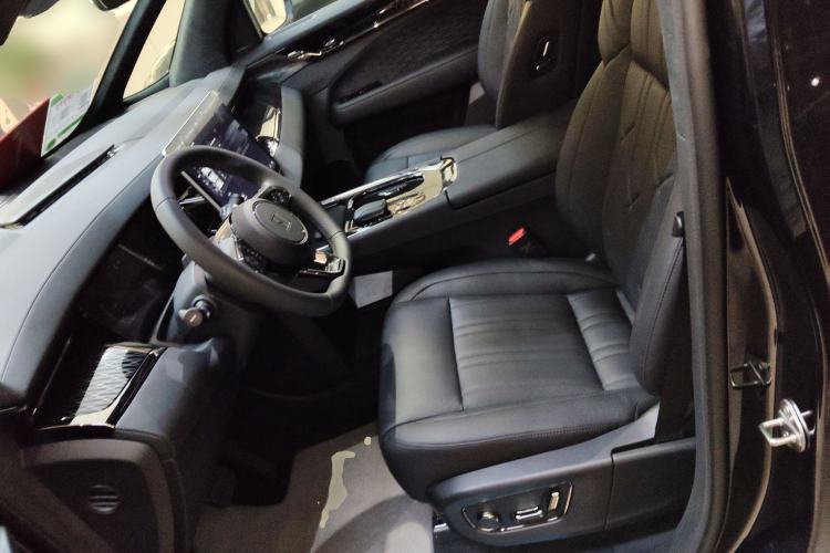 Used Zeekr 009 2022 Revised WE Version