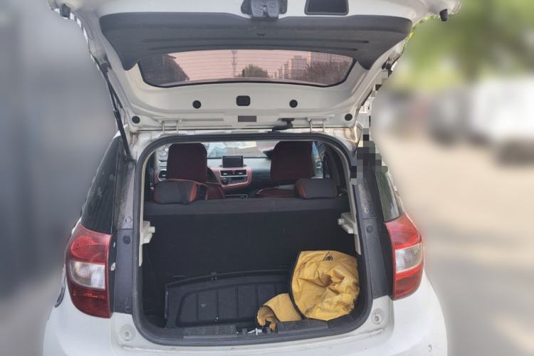 Used JAC Group iEV6E 2018 Upgraded iEV6E Luxury Model Trunk