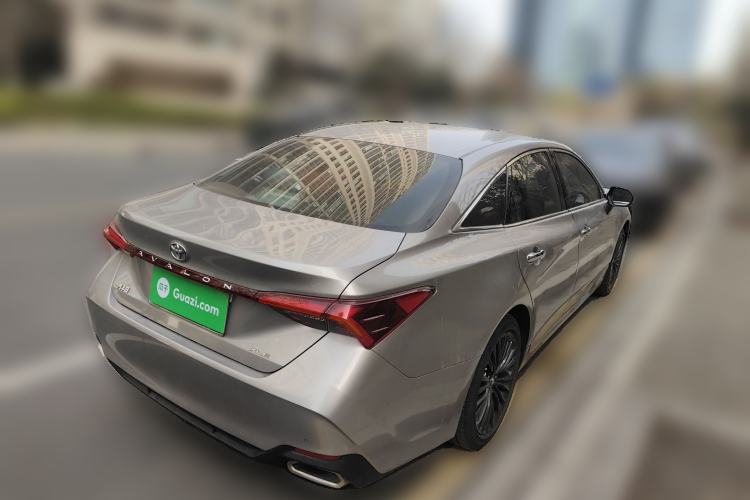Used Toyota Avalon 2019 2.0L XLE Premium Edition China VI