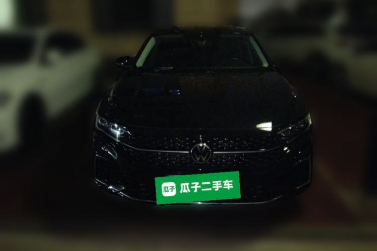 Used Volkswagen Passat 2022 330TSI Starry Luxury Edition Front