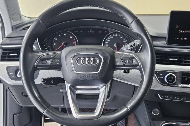 Used Audi A4 2017 45 TFSI allroad quattro Fashion Edition
