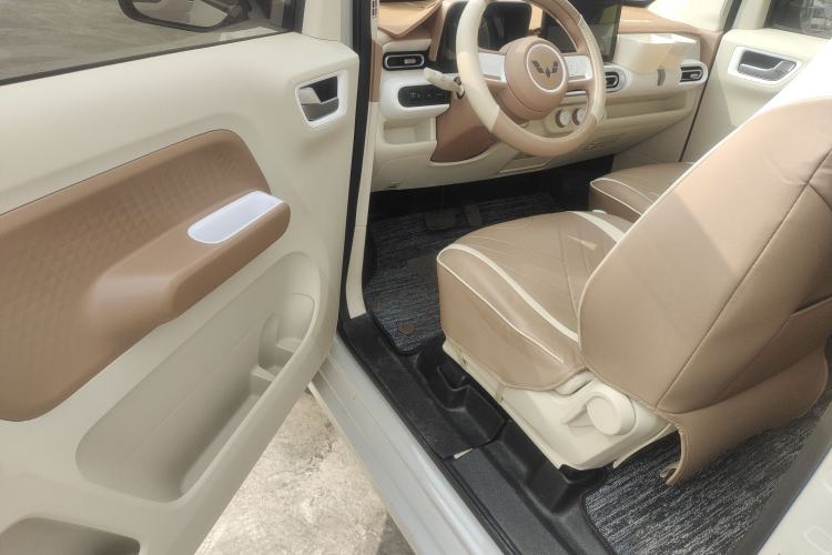 Used Wuling Hongguang MINIEV 2024 3rd Generation 215km Youth Edition