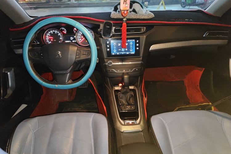 Used Peugeot 408 2020 360THP 10th Anniversary Premium Edition Center Console