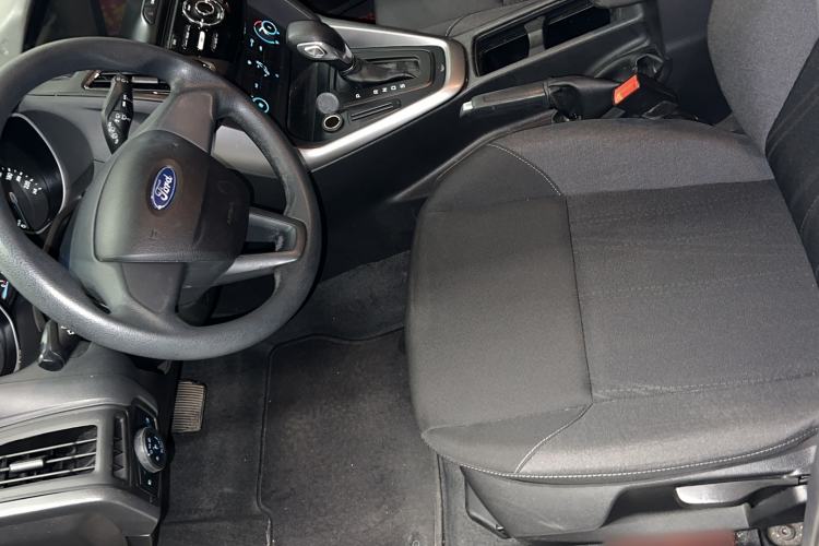 Used Ford Focus 2017 Hatchback 1.6L Automatic Comfort Plus SmartDrive Edition Left Front Seat