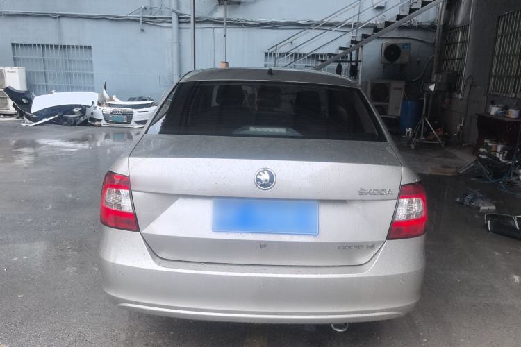 Used Skoda Rapid 2013 1.6L Automatic Smart Selection Model