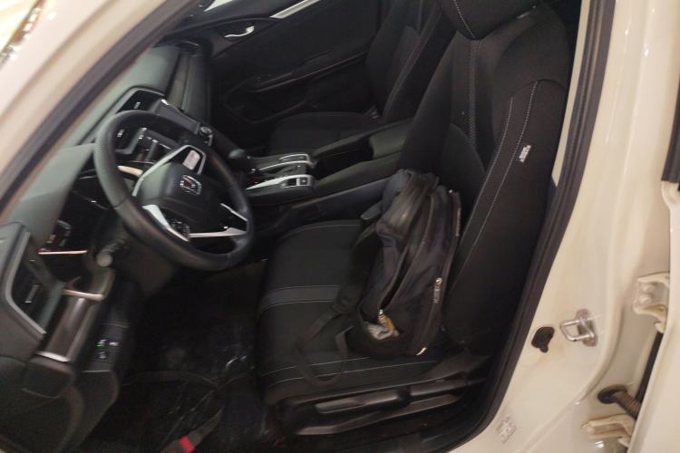 Used Honda Civic 2019 220TURBO CVT Dynamic Edition China VI Left Front Seat