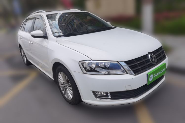 Used Volkswagen Gran Lavida 2013 1.4 TSI Manual Comfort Model
