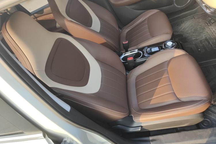 Used Wuling Bingo 2023 333 km Enjoyment Version
