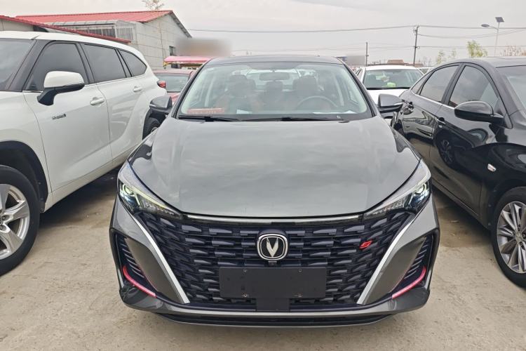 Used CHANGAN Eado 2023 Changan Edition PLUS Blue Whale NE 1.4T GDI DCT Prestige Version Front