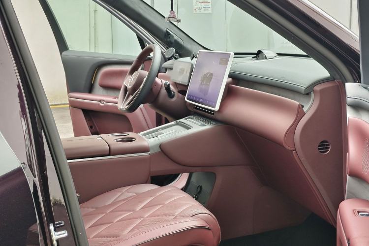 Used VOYAH Titan 2026 Model Max+ Interior 4