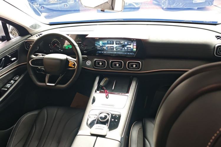 Used Chery Tiggo 9 2023 2.0T Dual-Clutch Two-Wheel Drive Luxury Edition 5 Seats
