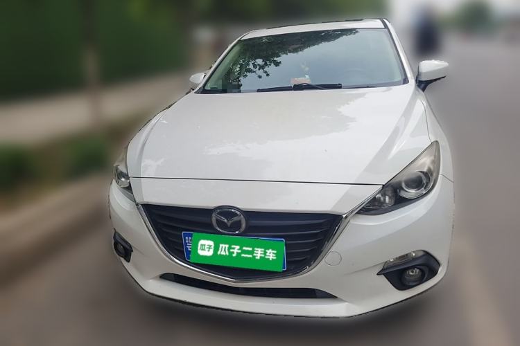 Used Mazda 3 Axela 2014 Sedan 1.5L Automatic Luxury Model Front