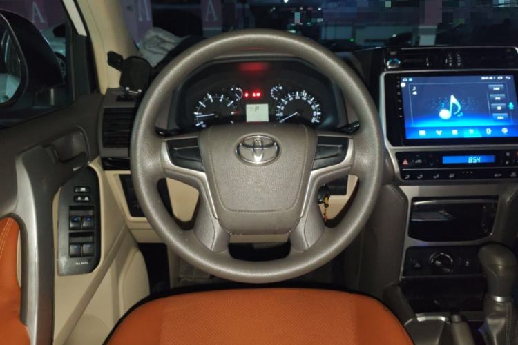 Used Toyota Prado 2019 2.7L TX-L Dual Fuel Rear-Mounted Tank No Sunroof – Middle East