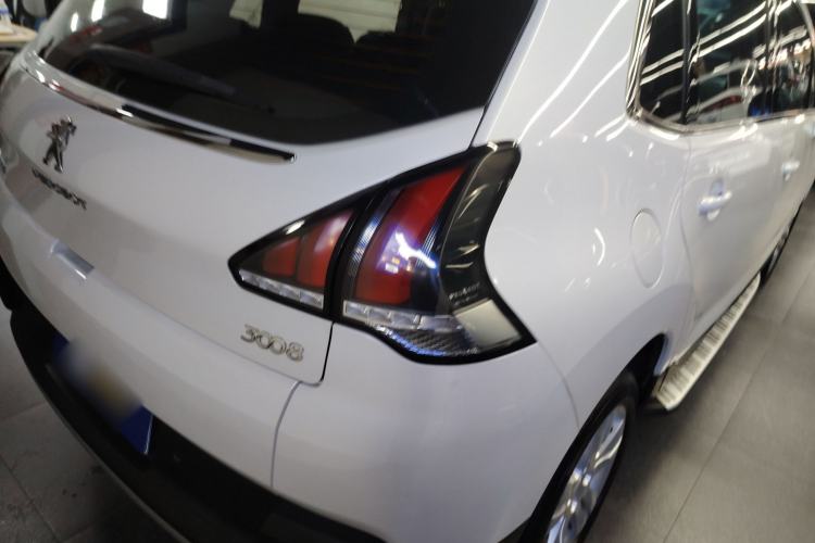 Used Peugeot 3008 2016 2.0L Automatic Classic Edition
