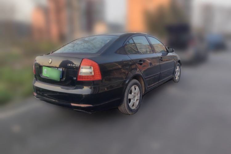 Used Skoda Octavia 2010 1.6L Manual Eado Edition
