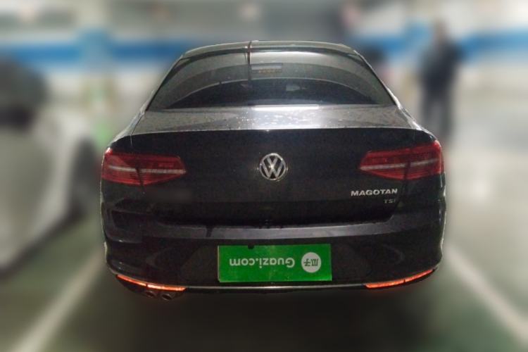 Used Volkswagen Magotan 2017 280TSI DSG Comfort Model Rear