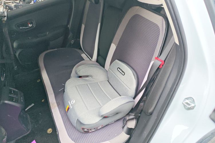 Used Honda HR-V 2023 2.0L eHEV Dynamic Speed Version Left Rear Seat