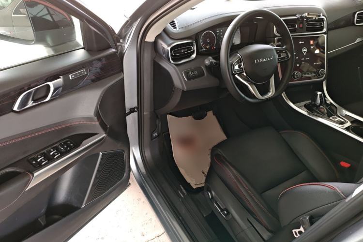 Used Lynk & Co 01 2019 2.0T Two-Wheel Drive Zhaopu Version China VI Standard
